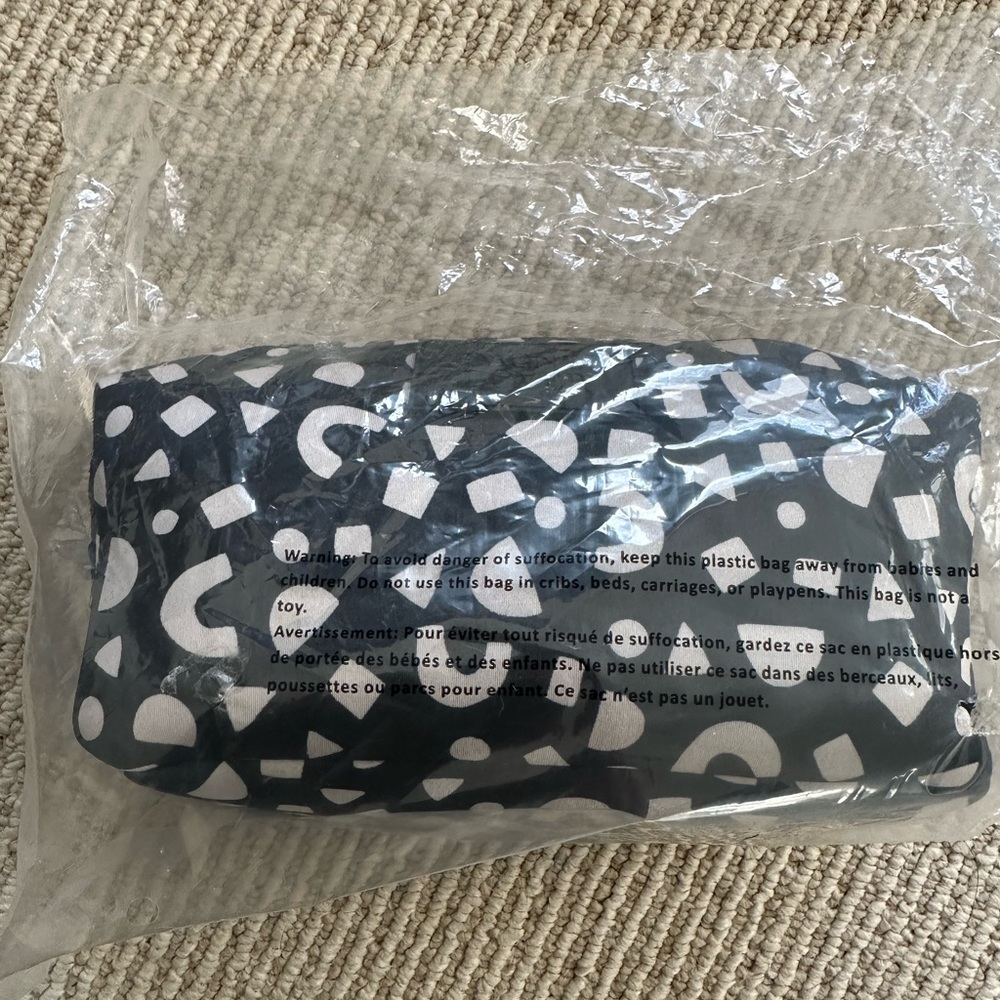NWT Dagne Dover small Hunter in Block Party